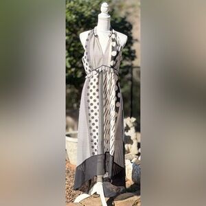 🦋 Maeve Black and White Patterned Dress